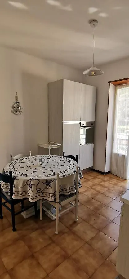 Nuovo Appartamento In Residenza Villa Fiorenza Noli Apartment