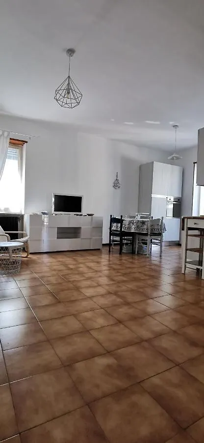 Nuovo Appartamento In Residenza Villa Fiorenza Noli