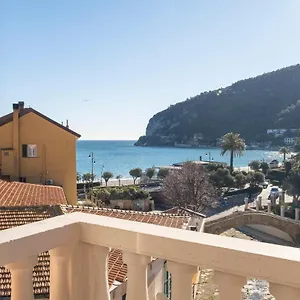 Noliday Riviera Sea View Luxury Appartamento